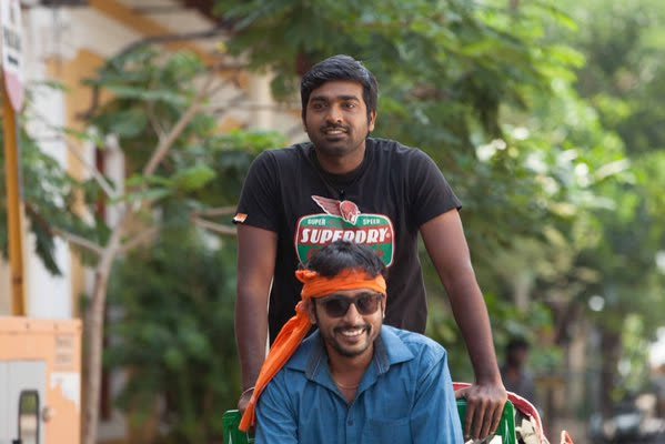 Naanum Rowdy Dhaan behind the scenes