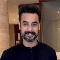 Tovino Thomas